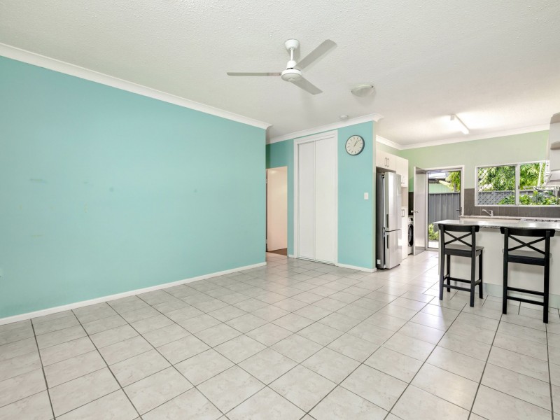 1/21 Creedy Street, Westcourt QLD 4870