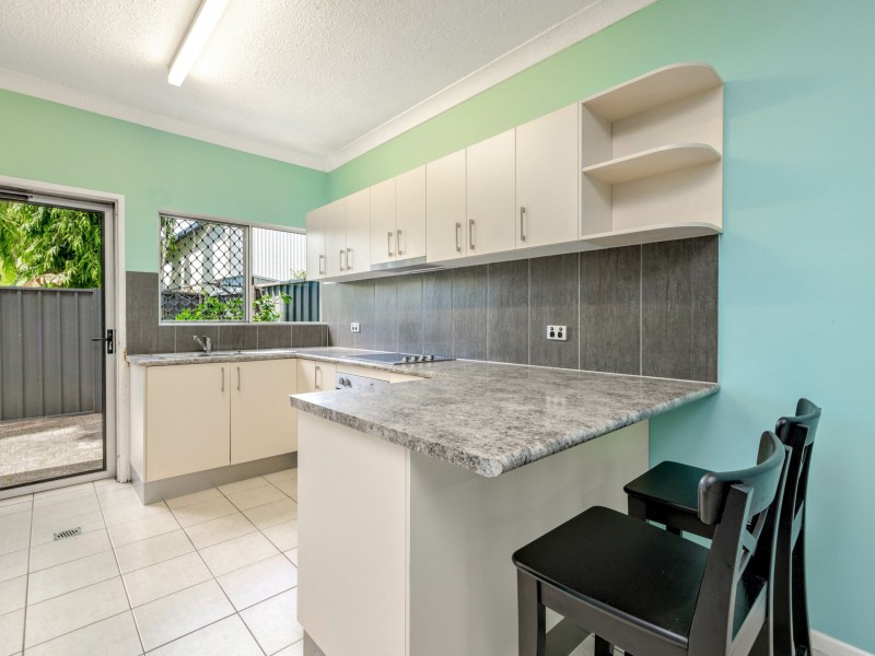 1/21 Creedy Street, Westcourt QLD 4870