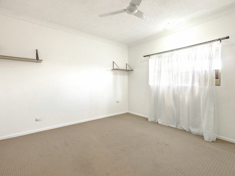 1/21 Creedy Street, Westcourt QLD 4870