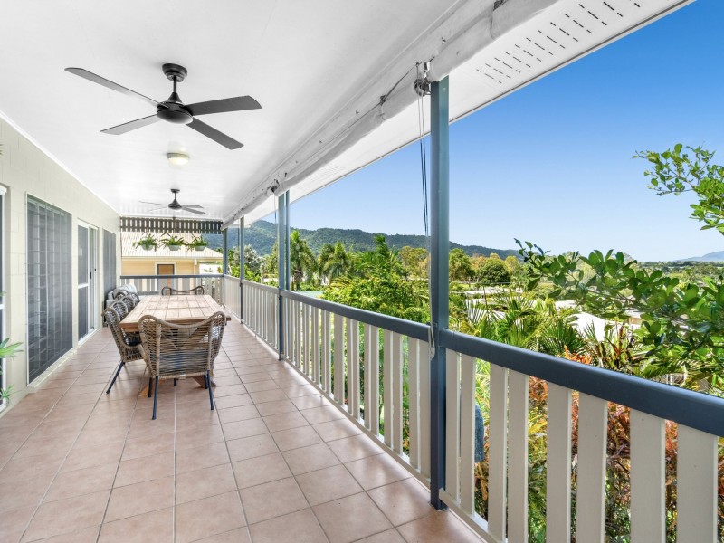 12 Trundle Terrace, Whitfield QLD 4870