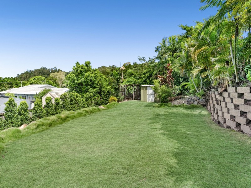 12 Trundle Terrace, Whitfield QLD 4870