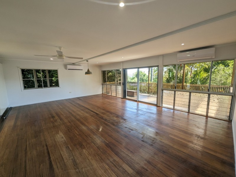 14 Blue Hills Crescent, Freshwater QLD 4870