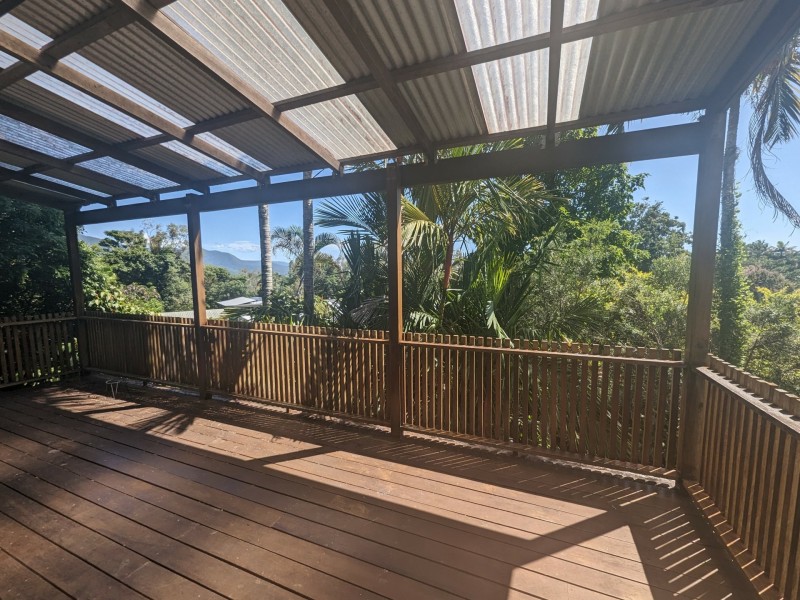 14 Blue Hills Crescent, Freshwater QLD 4870