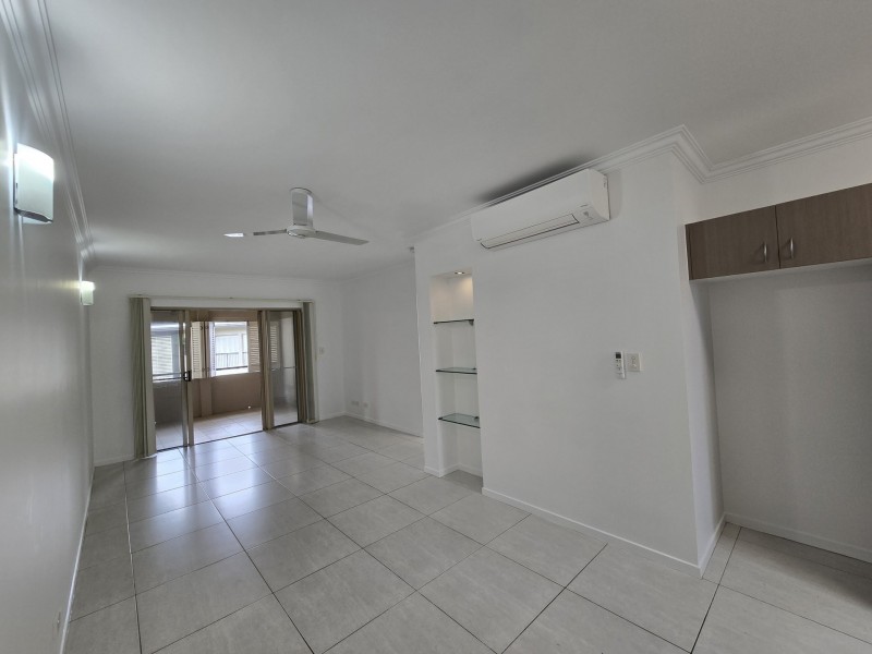 126/22 Ward Street, Mooroobool QLD 4870
