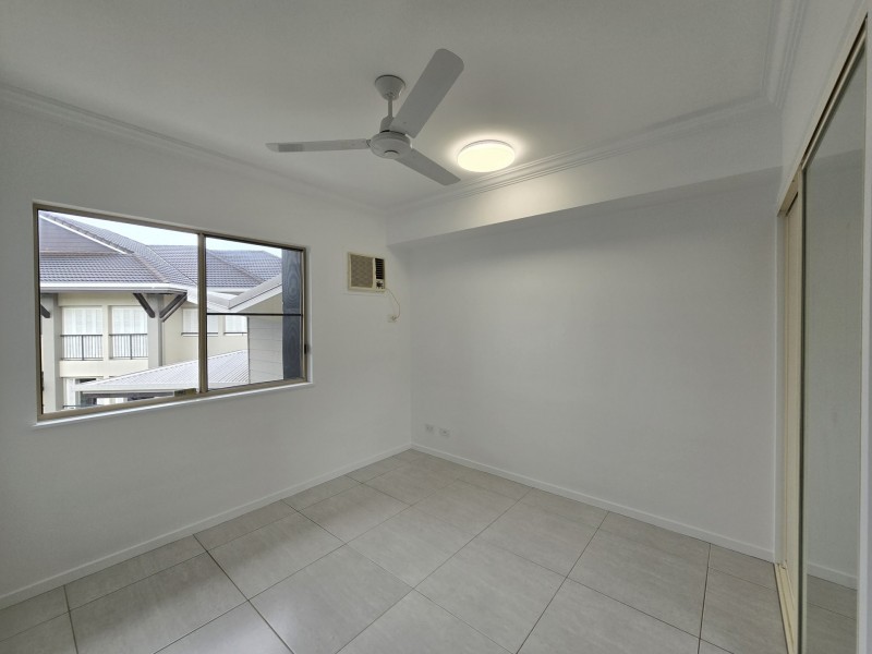 126/22 Ward Street, Mooroobool QLD 4870