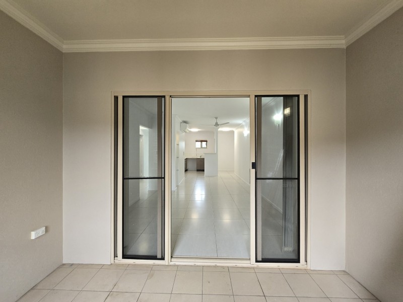 126/22 Ward Street, Mooroobool QLD 4870