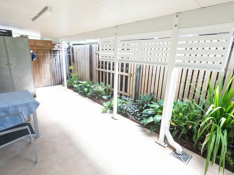 2/66 Little Street, Manunda QLD 4870