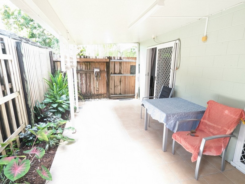 2/66 Little Street, Manunda QLD 4870