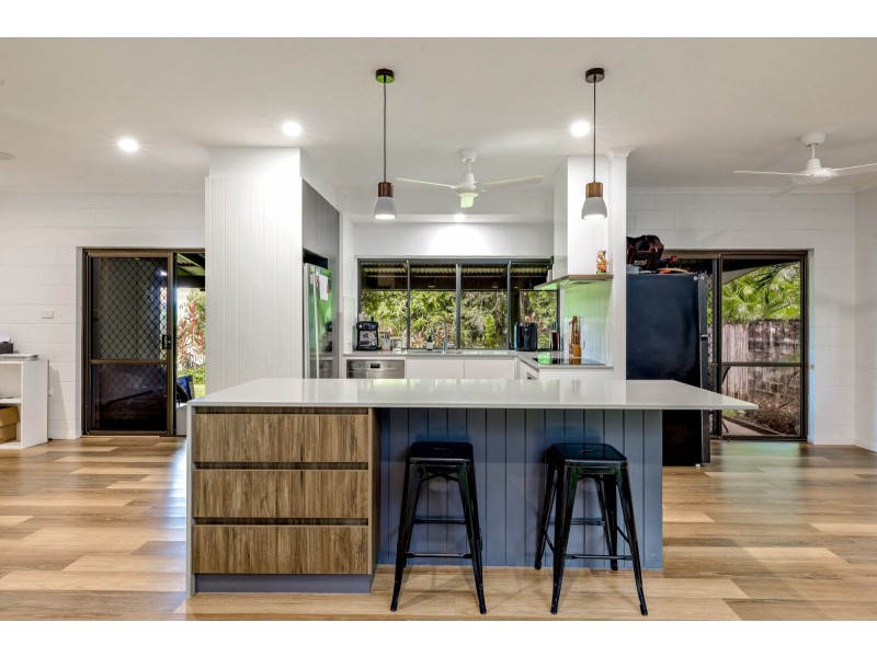 36-42 Trundle Terrace, Whitfield QLD 4870