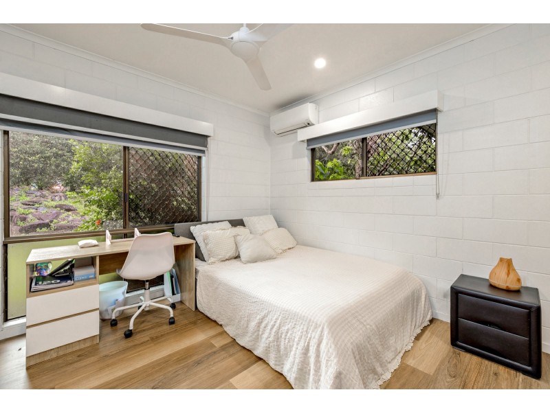 36-42 Trundle Terrace, Whitfield QLD 4870