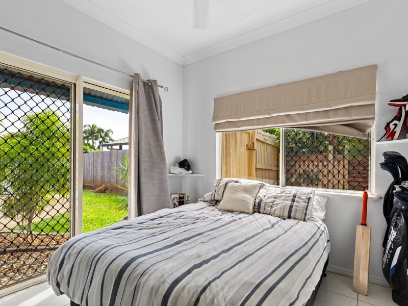 81 Michaelangelo Drive, Redlynch QLD 4870