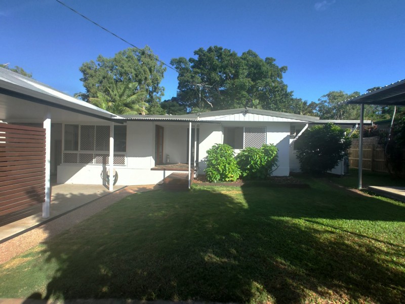 169A Jensen Street, Whitfield QLD 4870