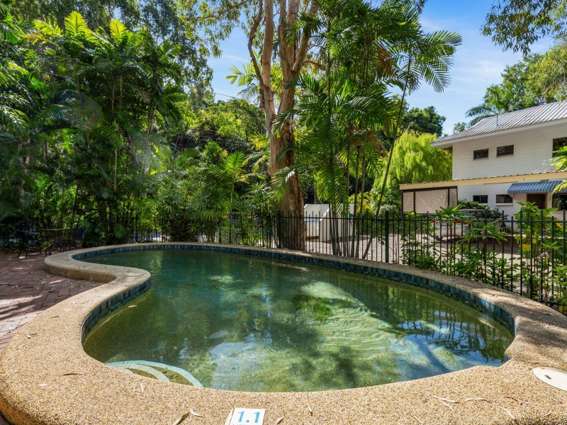 4/21 Cedar Road, Palm Cove QLD 4879