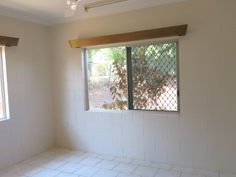 1/5 Angela Street, Woree QLD 4868