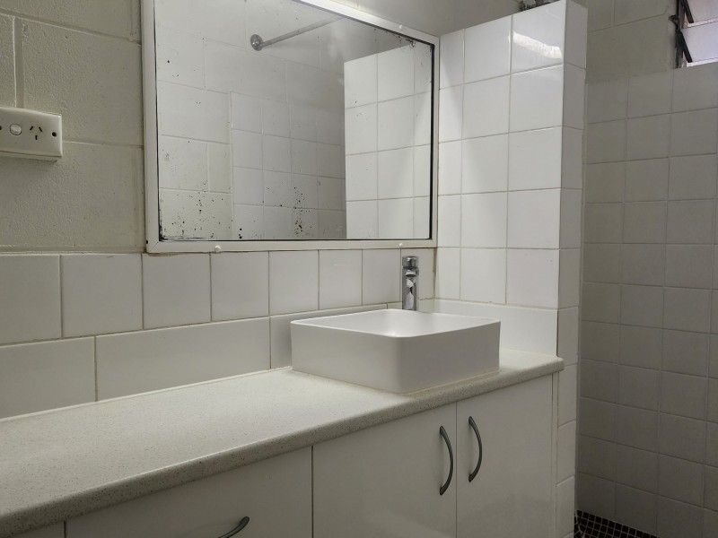 1/8 Sandown Close, Woree QLD 4868