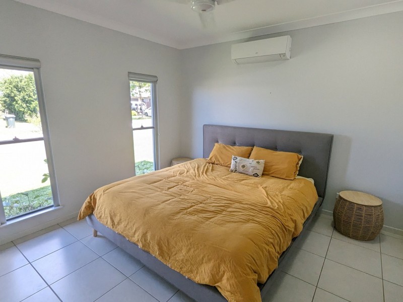 10 Quarterdeck Street, Trinity Beach QLD 4879