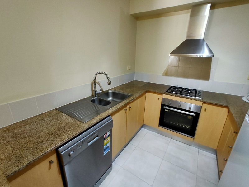 1625/2 Greenslopes Street, Cairns North QLD 4870