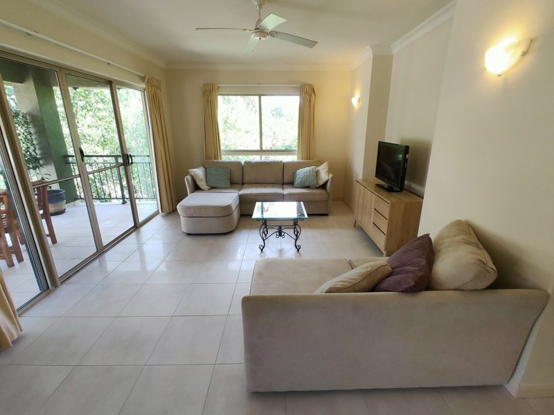 1625/2 Greenslopes Street, Cairns North QLD 4870