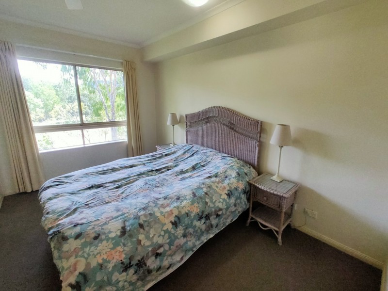 1625/2 Greenslopes Street, Cairns North QLD 4870