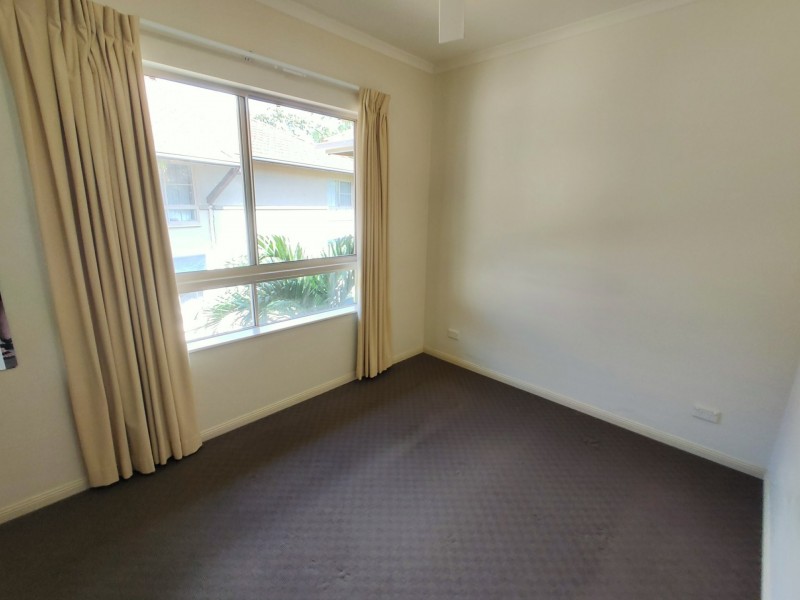 1625/2 Greenslopes Street, Cairns North QLD 4870