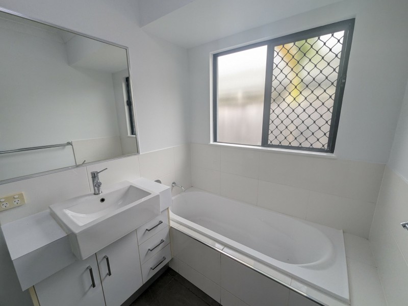 19 Perseverance Street, Redlynch QLD 4870