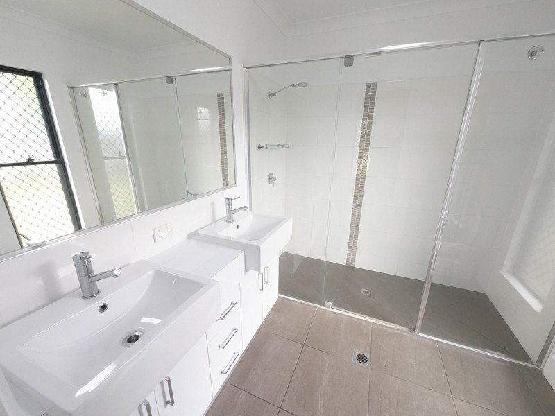 19 Perseverance Street, Redlynch QLD 4870