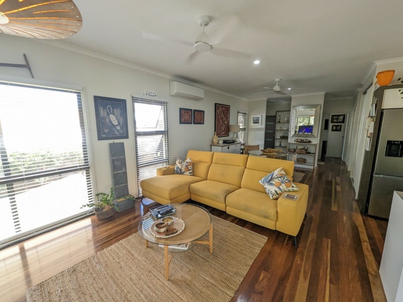 55 Catamaran Circuit, Trinity Beach QLD 4879