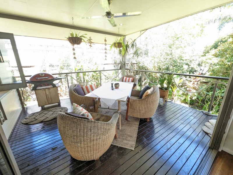 55 Catamaran Circuit, Trinity Beach QLD 4879