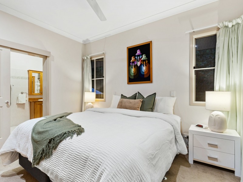 8 Barron View Drive, Freshwater QLD 4870