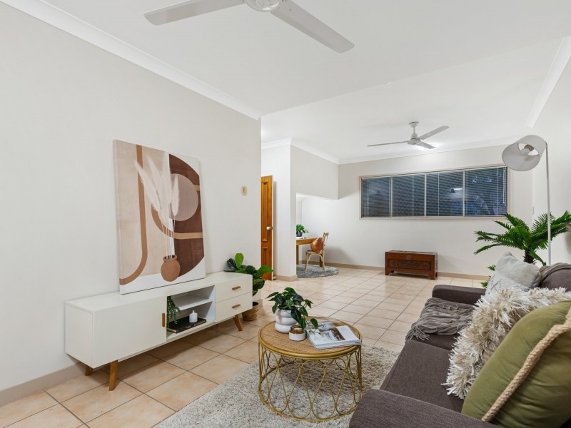 8 Barron View Drive, Freshwater QLD 4870