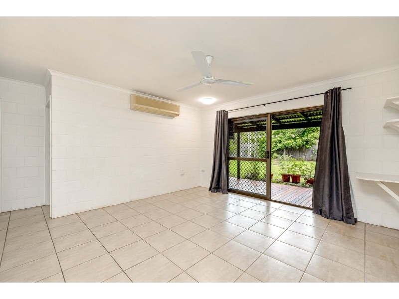 6/108-110 Mayers Street, Manunda QLD 4870