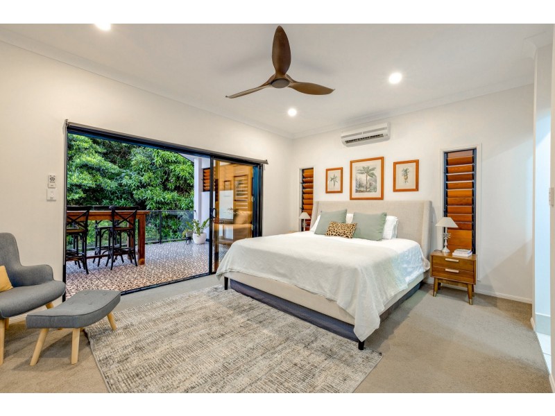 31 Gloucester Street, Whitfield QLD 4870