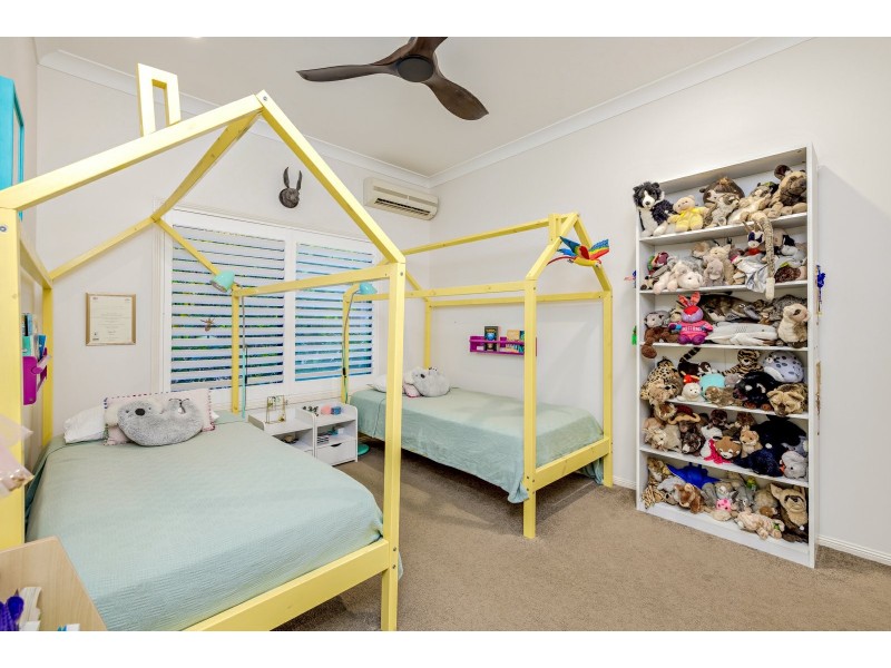 31 Gloucester Street, Whitfield QLD 4870