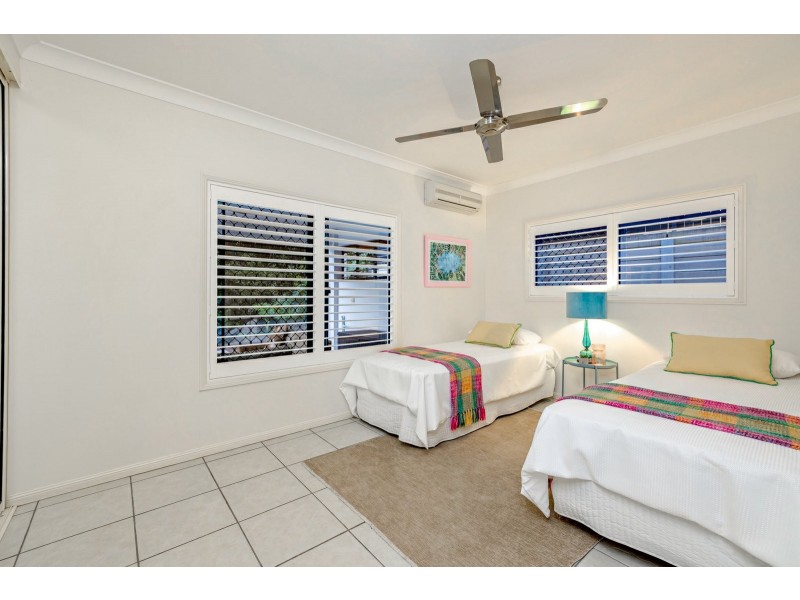 31 Gloucester Street, Whitfield QLD 4870