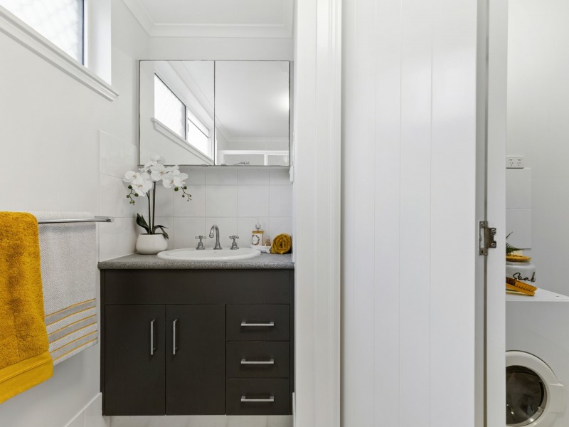 1/13-15 Givens Street, Westcourt QLD 4870