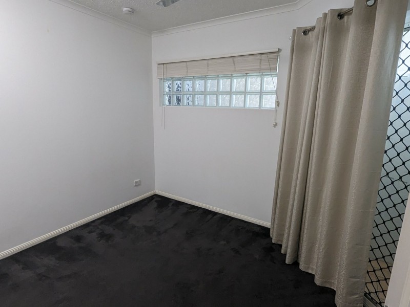 12/275 The Esplanade, Cairns North QLD 4870