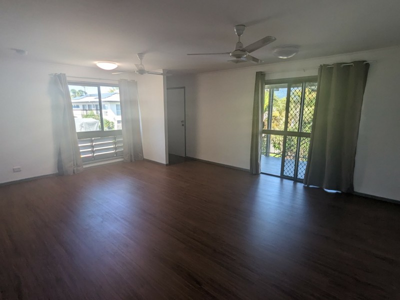 32 Debbie Street, Trinity Park QLD 4879