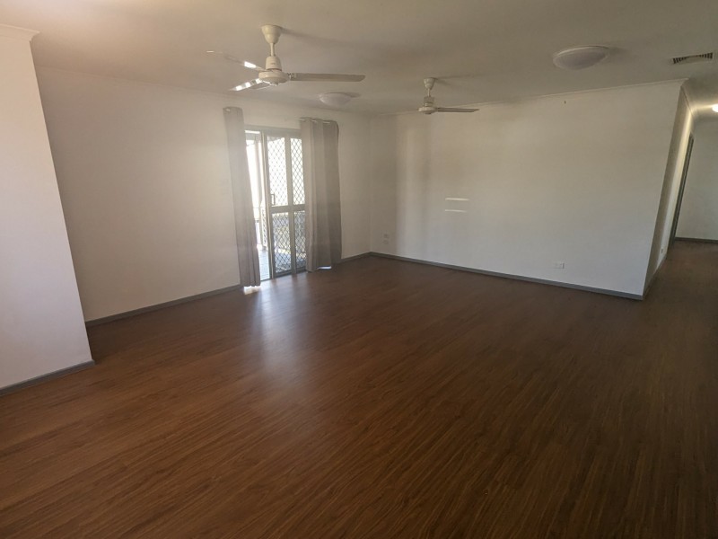 32 Debbie Street, Trinity Park QLD 4879