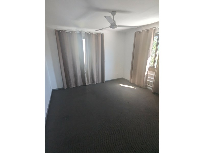 32 Debbie Street, Trinity Park QLD 4879