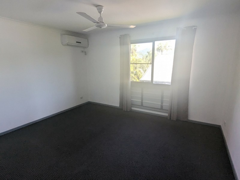 32 Debbie Street, Trinity Park QLD 4879