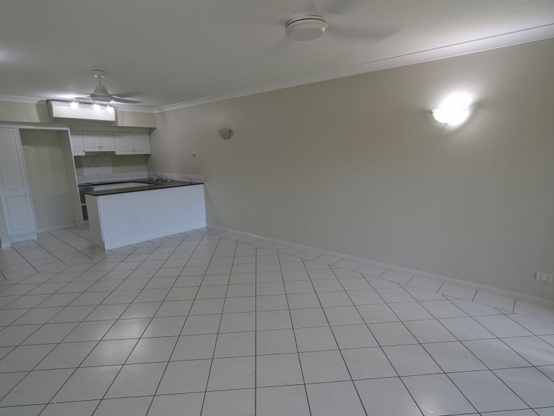 27/293 Esplanade, Cairns North QLD 4870