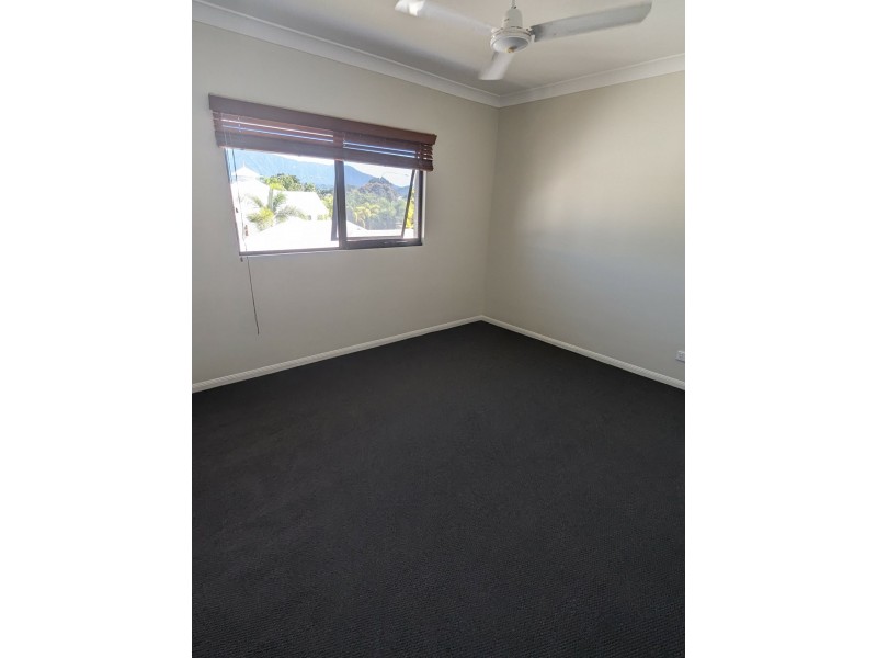 27/293 Esplanade, Cairns North QLD 4870