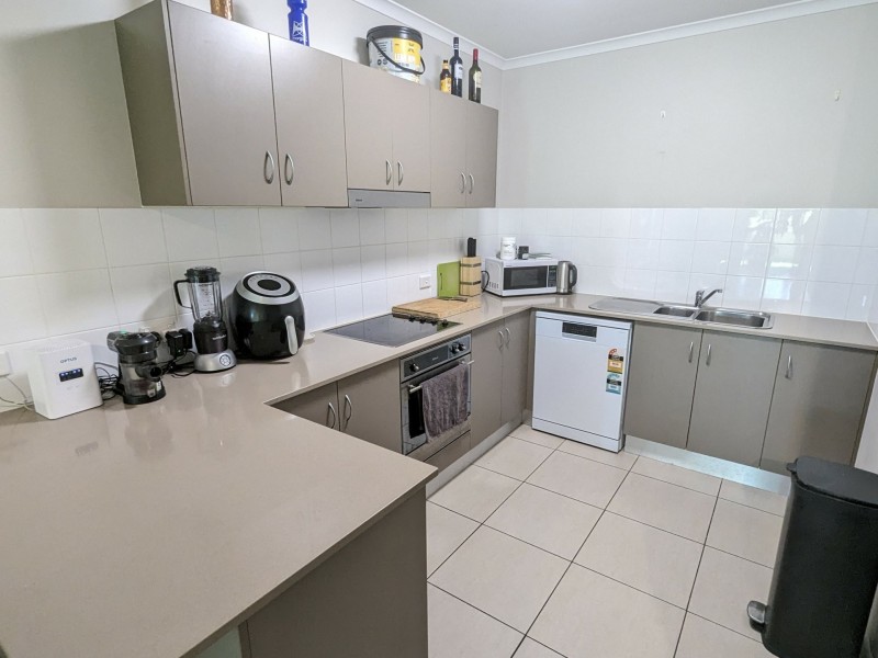 115/92 Digger Street, Cairns North QLD 4870