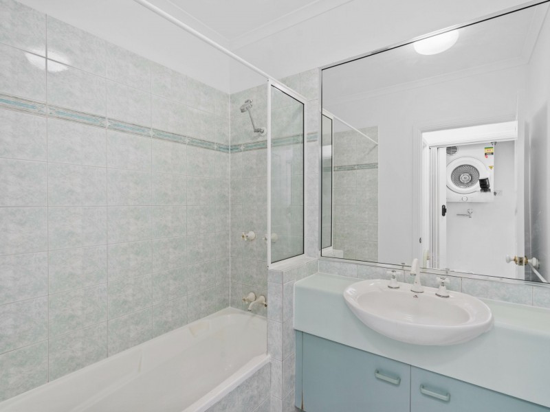 8/101-103 Birch Street, Manunda QLD 4870