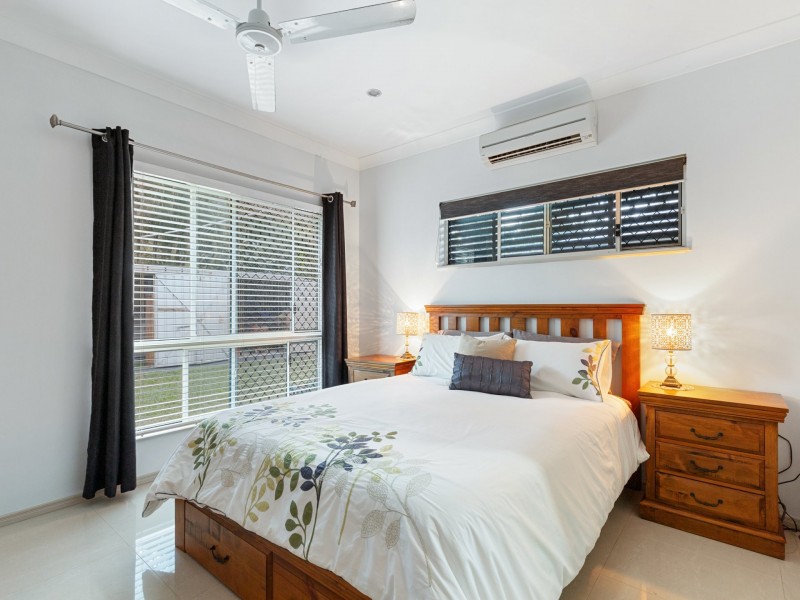 26 William Hickey Street, Redlynch QLD 4870