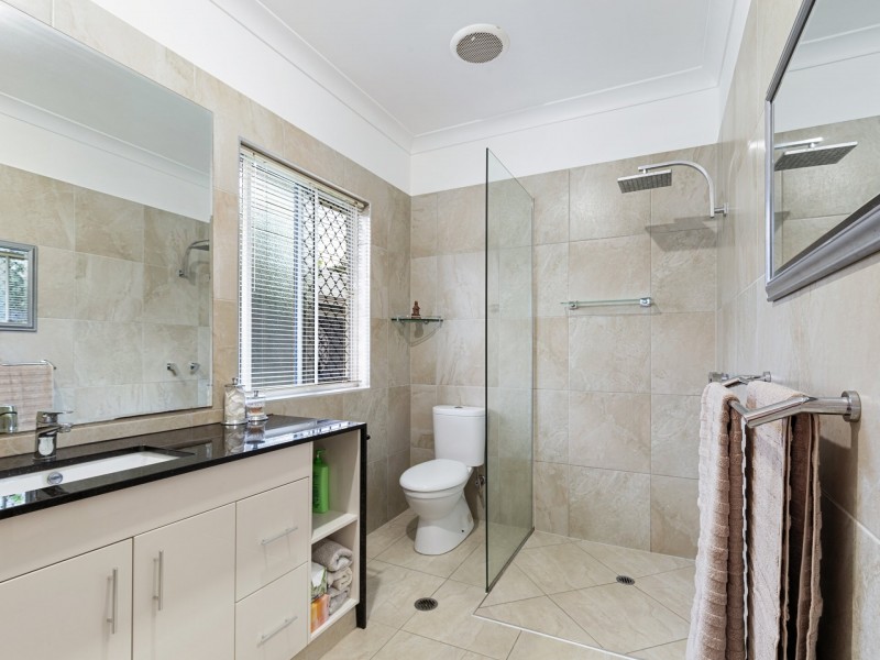 26 William Hickey Street, Redlynch QLD 4870