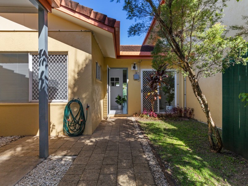9/2-5 Marella Close, Manoora QLD 4870