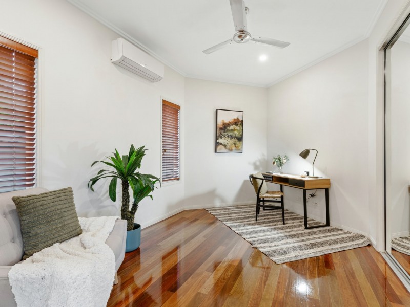 1 Ashwood Circuit, Smithfield QLD 4878