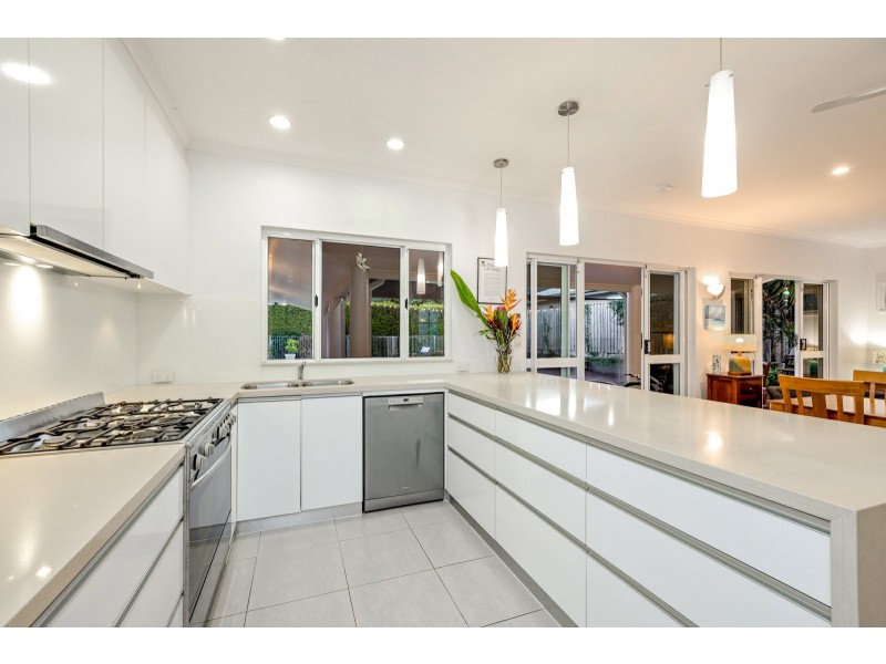 51 Nolan Street, Whitfield QLD 4870