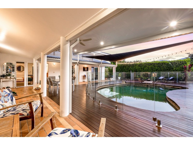 51 Nolan Street, Whitfield QLD 4870